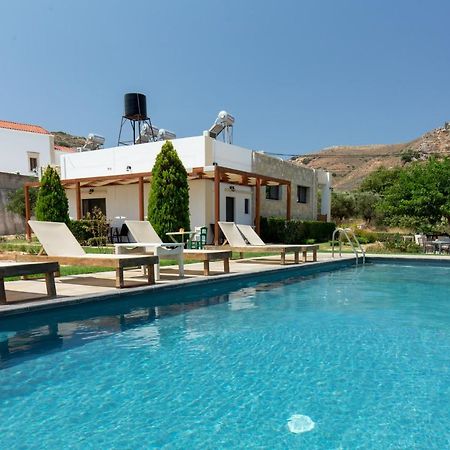 Agarathos Traditional Rooms With Pool Kalivianí Eksteriør bilde